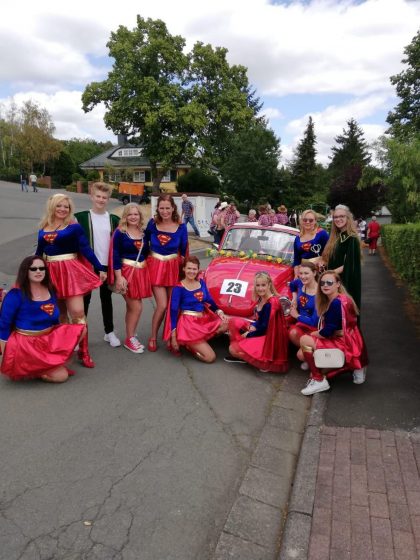 Bilder: Dancing Hornets, Bild 2 von 31