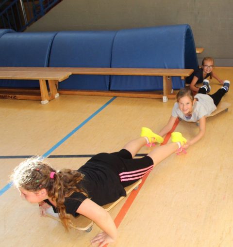 Bilder: Kinderturnen, Bild 1 von 4