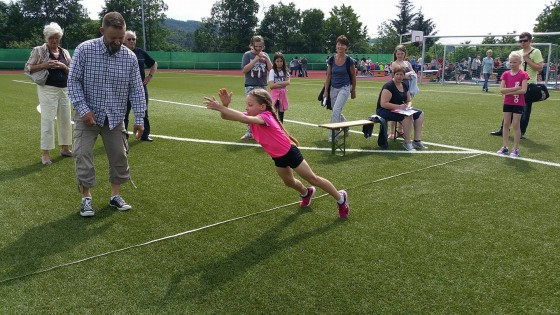 Bilder: Kinderturnfest in Hartenrod, Bild 6 von 7
