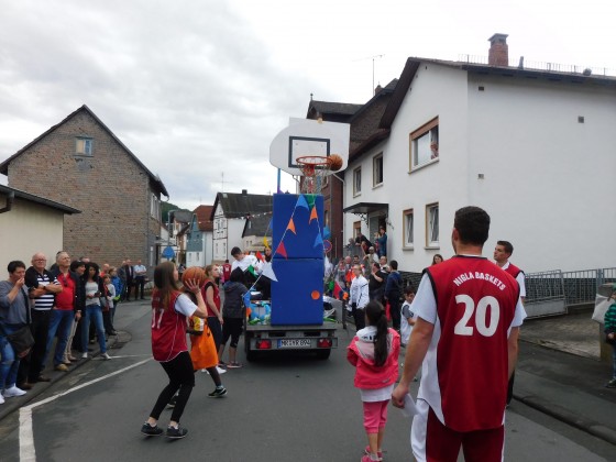 Bilder: Kirschenmarkt-Festzug, Bild 18 von 43