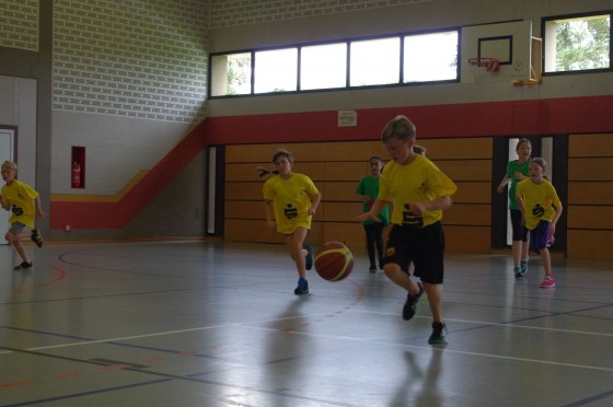 Bilder: Die Liga der Kleinen ganz groß // Erste Basketball Grundschulliga in Gladenbach, Bild 22 von 29