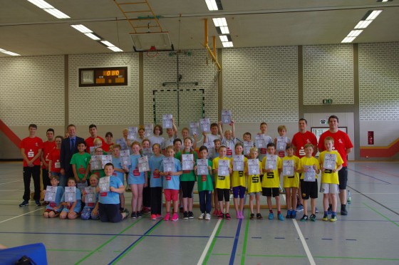 Bilder: Die Liga der Kleinen ganz groß // Erste Basketball Grundschulliga in Gladenbach, Bild 26 von 29