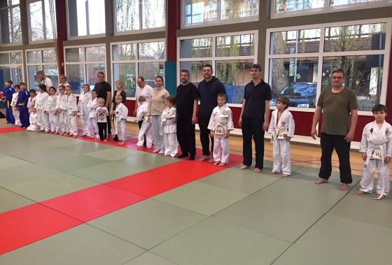 Bilder: Jahresabschluss der "Judo spielend lernen -Gruppe", Bild 4 von 8