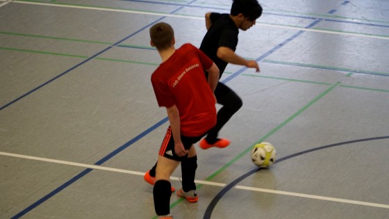 Bilder: Hobby-Fussballturnier mit Flüchtlingen in der Großsporthalle, Bild 156 von 298