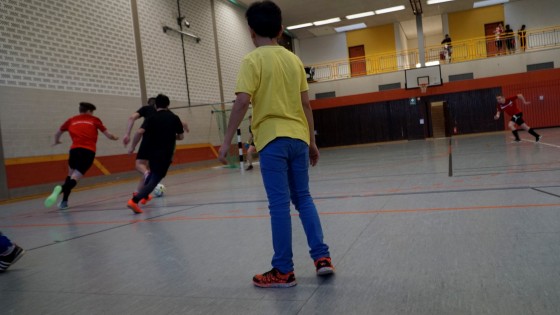 Bilder: Hobby-Fussballturnier mit Flüchtlingen in der Großsporthalle, Bild 177 von 298