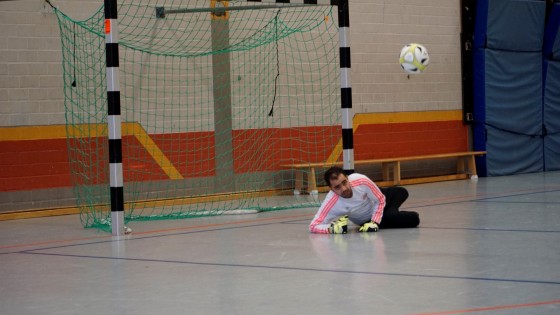 Bilder: Hobby-Fussballturnier mit Flüchtlingen in der Großsporthalle, Bild 220 von 298