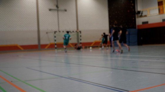 Bilder: Hobby-Fussballturnier mit Flüchtlingen in der Großsporthalle, Bild 18 von 298
