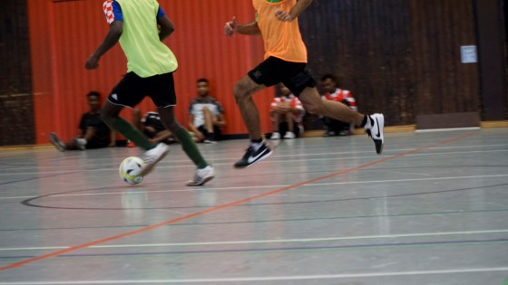 Bilder: Hobby-Fussballturnier mit Flüchtlingen in der Großsporthalle, Bild 52 von 298