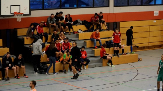 Bilder: Hobby-Fussballturnier mit Flüchtlingen in der Großsporthalle, Bild 61 von 298