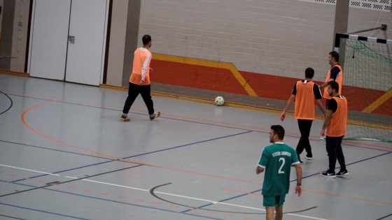 Bilder: Hobby-Fussballturnier mit Flüchtlingen in der Großsporthalle, Bild 71 von 298