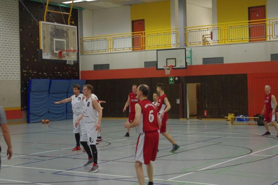 Bilder: Baskets-Herren werfen ab sofort eine Klasse höher Körbe, Bild 21 von 90