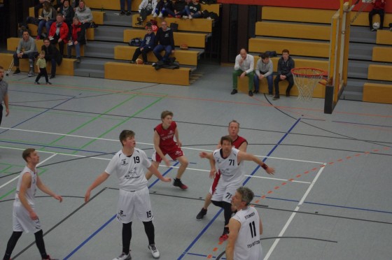 Bilder: Baskets-Herren werfen ab sofort eine Klasse höher Körbe, Bild 36 von 90