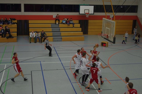 Bilder: Baskets-Herren werfen ab sofort eine Klasse höher Körbe, Bild 49 von 90