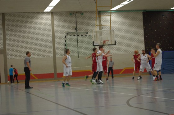 Bilder: Baskets-Herren werfen ab sofort eine Klasse höher Körbe, Bild 75 von 90
