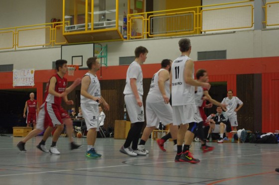 Bilder: Baskets-Herren werfen ab sofort eine Klasse höher Körbe, Bild 82 von 90