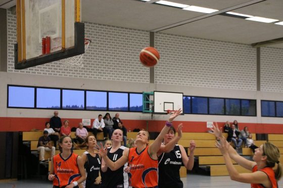 Bilder: Basketball: Heimspieltag 24.09.2017, Bild 2 von 7