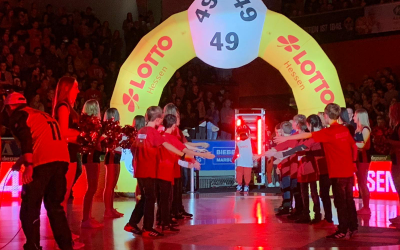 Mittendrin statt nur dabei – Einlaufkids bei den Gießen 46ers