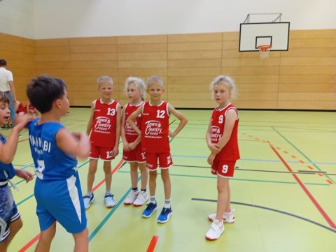 Bilder: Basketball-U8-Jungstars lassen es in Frankfurt krachen, Bild 2 von 11