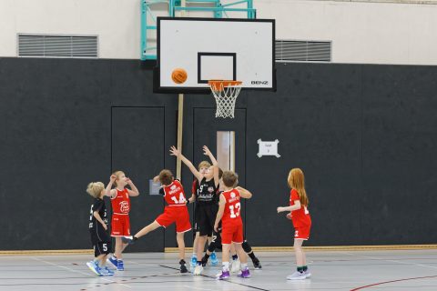 Bilder: Große Bühne für die Basketball-U8-Youngsters in Gladenbach, Bild 4 von 27