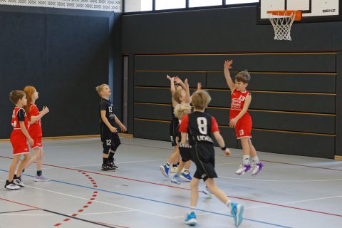 Bilder: Große Bühne für die Basketball-U8-Youngsters in Gladenbach, Bild 5 von 27