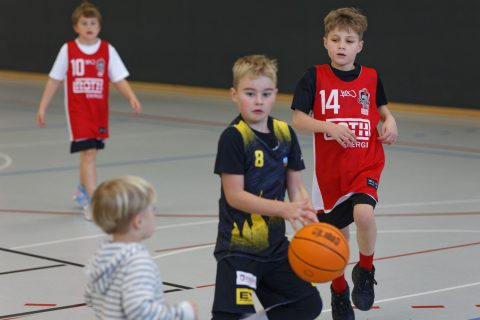 Bilder: Große Bühne für die Basketball-U8-Youngsters in Gladenbach, Bild 22 von 27